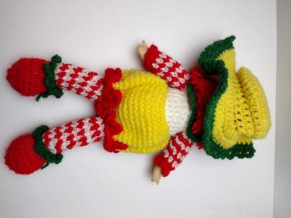 VINTAGE Strawberry Shortcake‎ Peppermint Stick Crocheted Doll With Hat - Picture 6 of 8